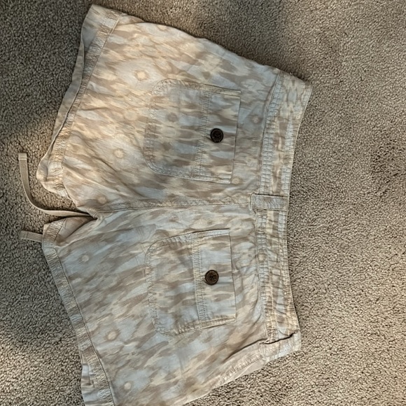 Patagonia shorts - Picture 2 of 3